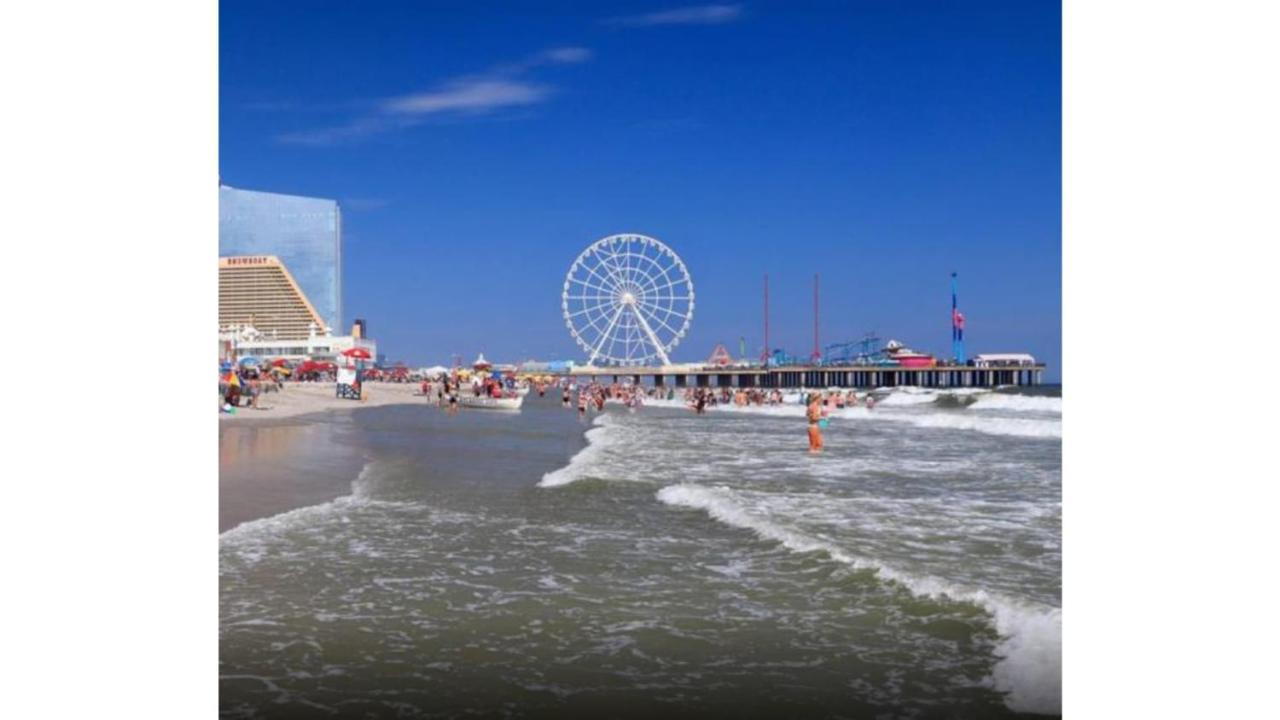 2Br 3Ba Beachfront Rental In Town Cozysuites Atlantic City Exterior foto